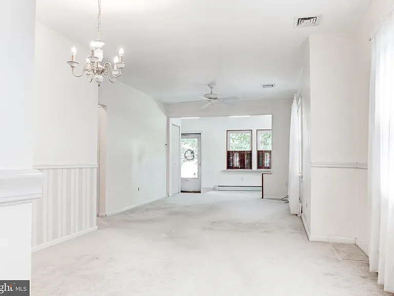 203 Penn Ave — Photo 9