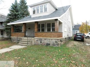504 N Oak St, Durand, MI