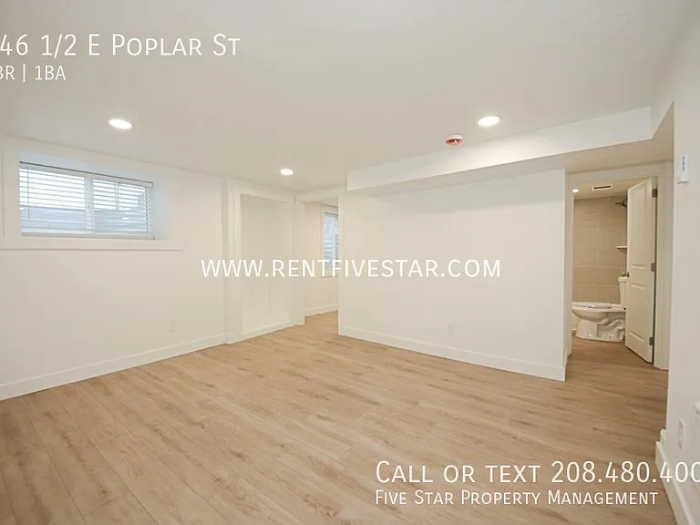 846 1/2 E Poplar St — Photo 2