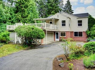 17210 2nd Ave SW, Normandy Park, WA 98166