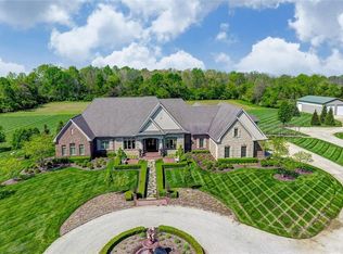 2211 Nutt Rd, Washington Township, OH 45458