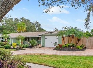 6623 Glades Way, Sarasota, FL 34231