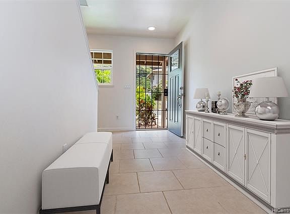 Virtually Staged - Foyer