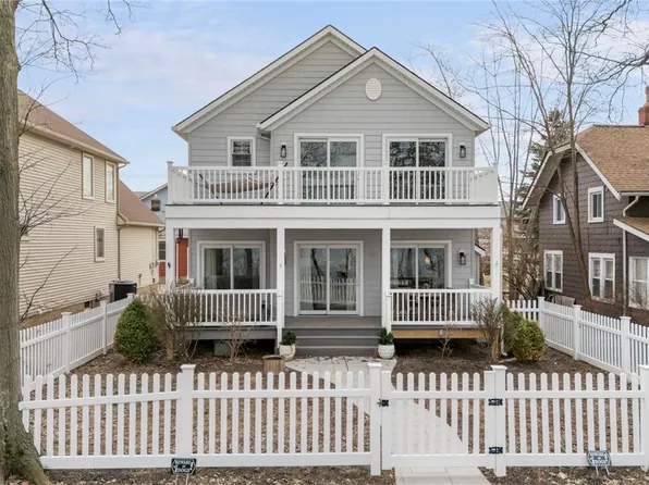 6 E 221st St, Euclid, OH 44123