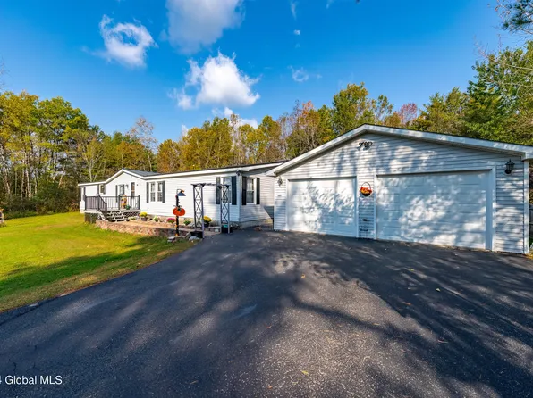 2279 County Highway 107, Amsterdam, NY 12010
