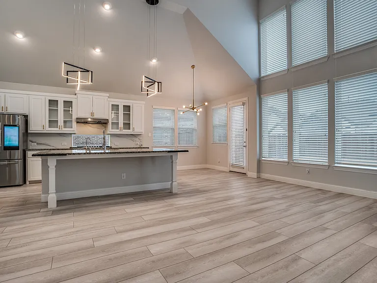 2811 Killdeer Trl — Photo 10