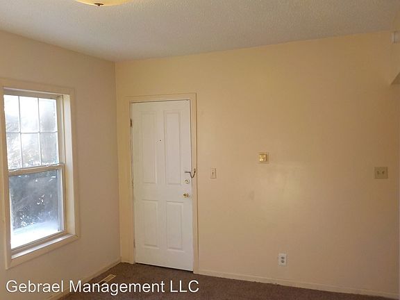 4th image of 4006 Milton Dr APT 3