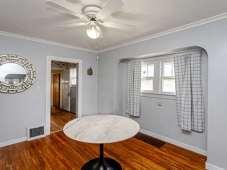 1802 Loxley Rd — Photo 7