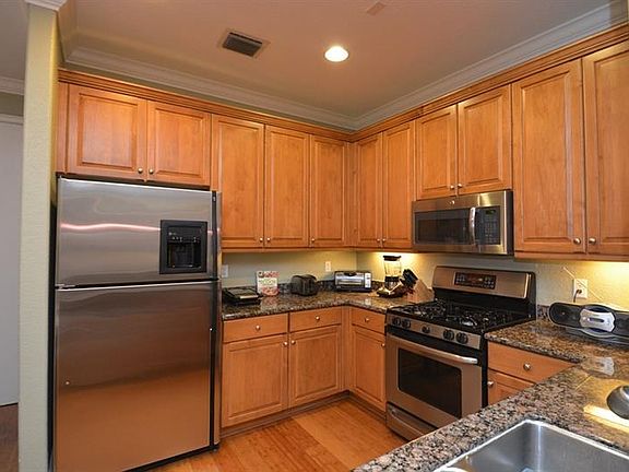 2nd image of 1619 NE 5th St #1619