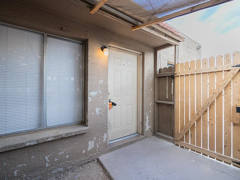 2338 E Broadway Rd, Mesa Az — Photo 15