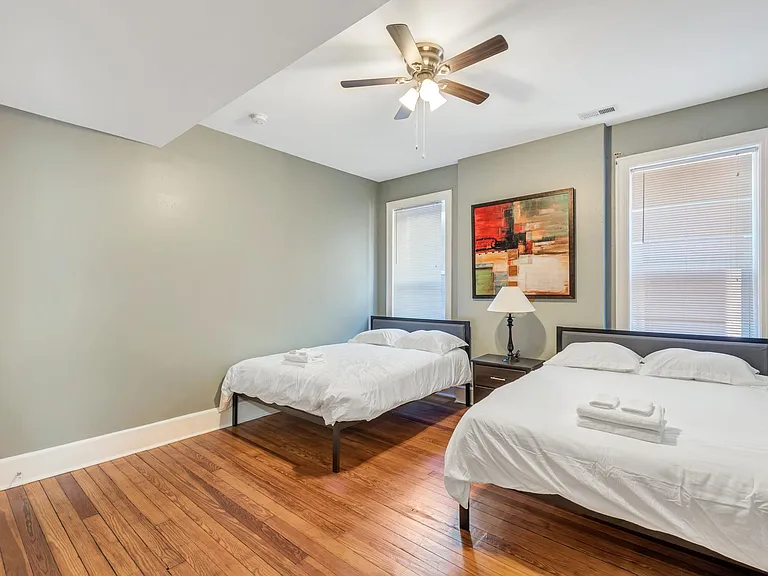 2107 Russell Blvd #2E — Photo 2