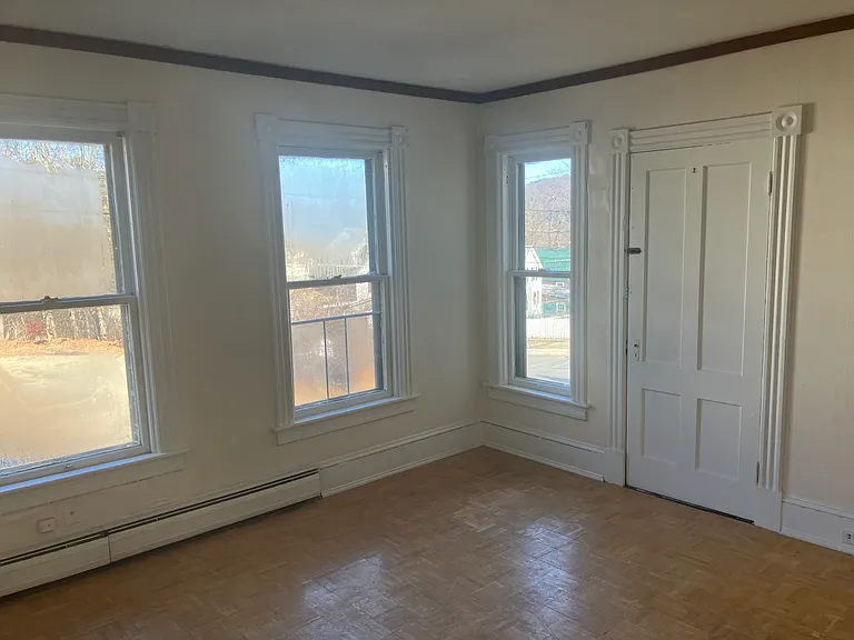 11 Pleasant St #4 — Photo 13