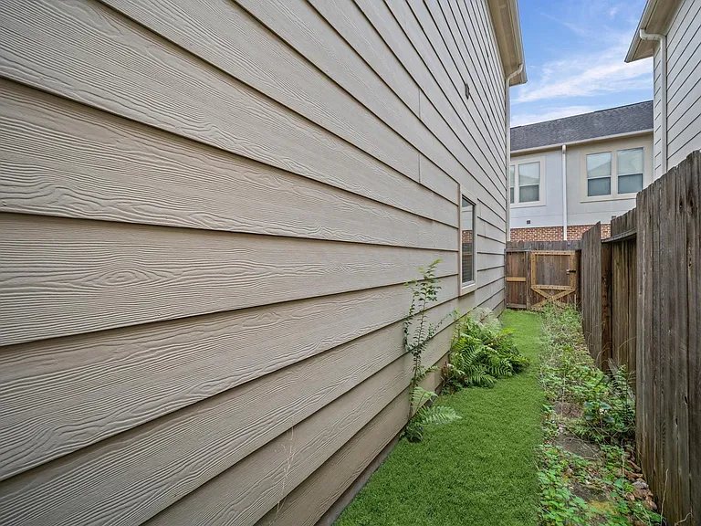 3840 Center St — Photo 20