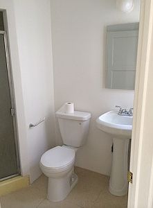5th image of 103 E 64th Pl