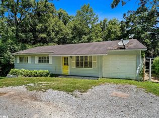 697 Morphy Ave, Fairhope, AL 36532