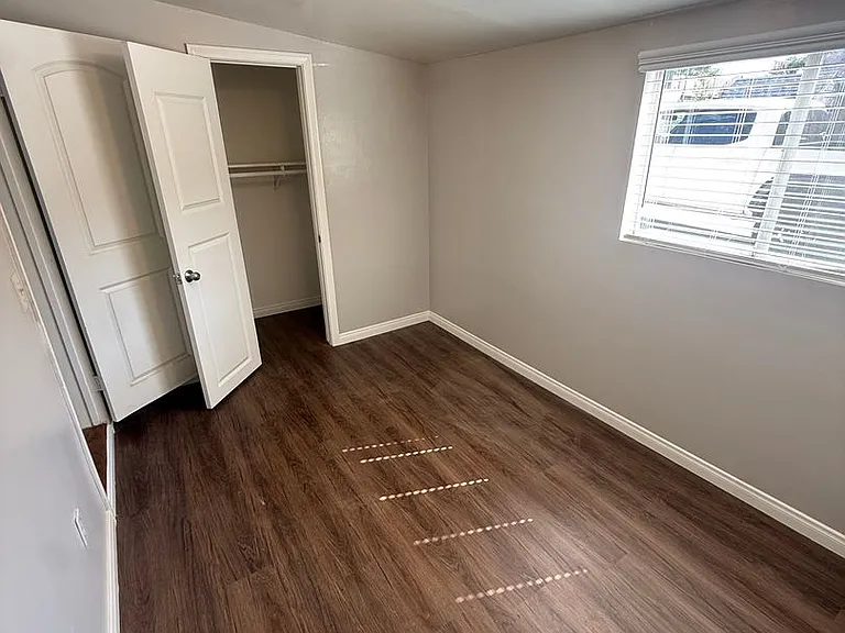 4926 Baltimore Dr — Photo 7