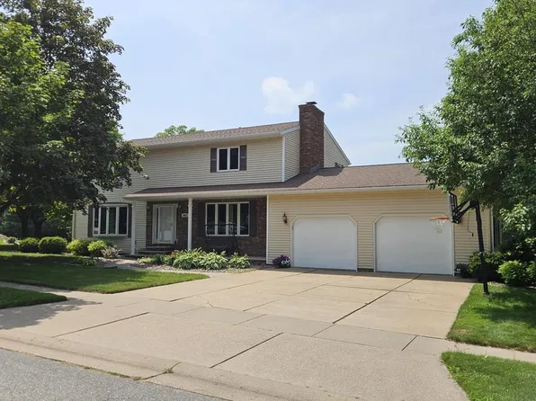 4002 PINE TREE ROAD, Wausau, WI 54403