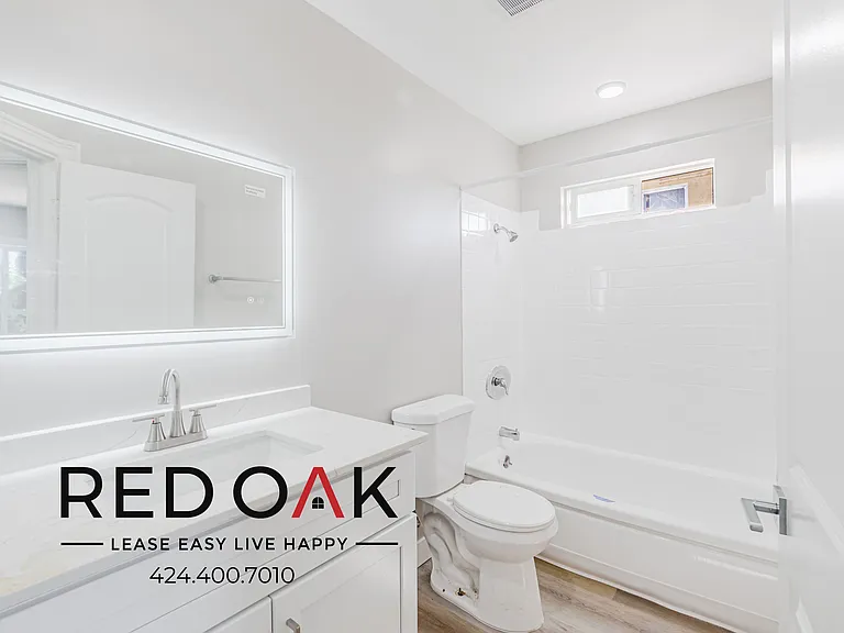 921 W 82nd St #27 — Photo 15