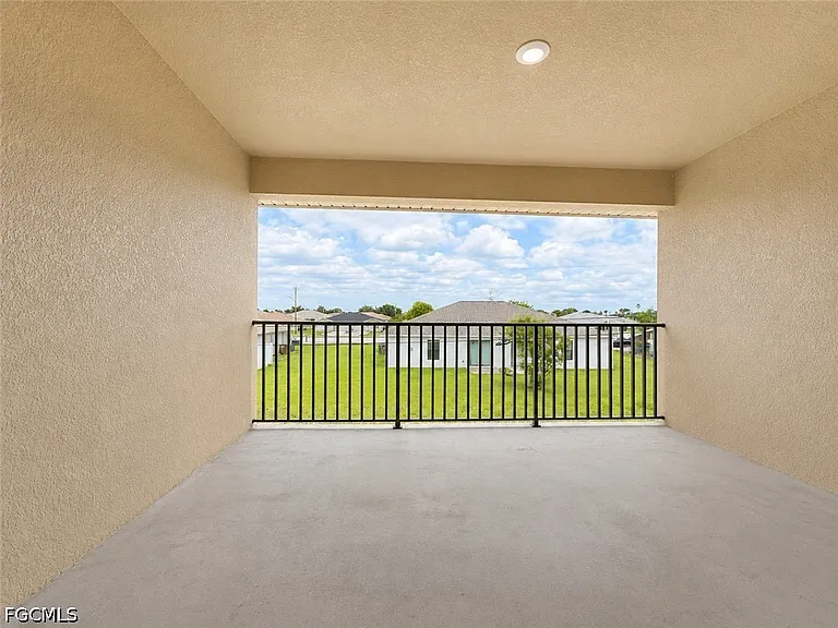 4109 SW 8th Pl #201 — Photo 14