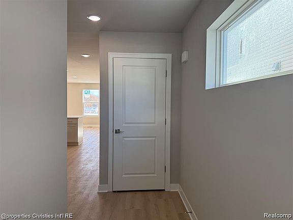 2nd image of 126 Parsons Ln