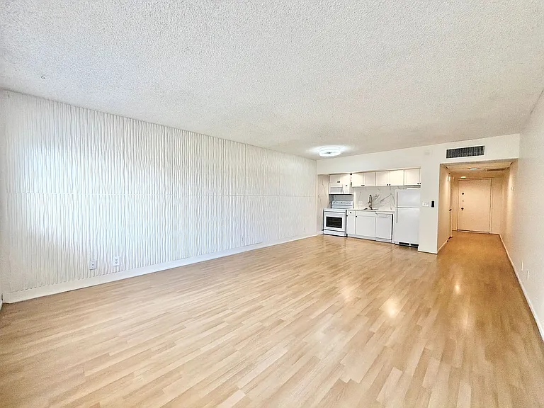 277 E Alejo Rd #125 — Photo 7