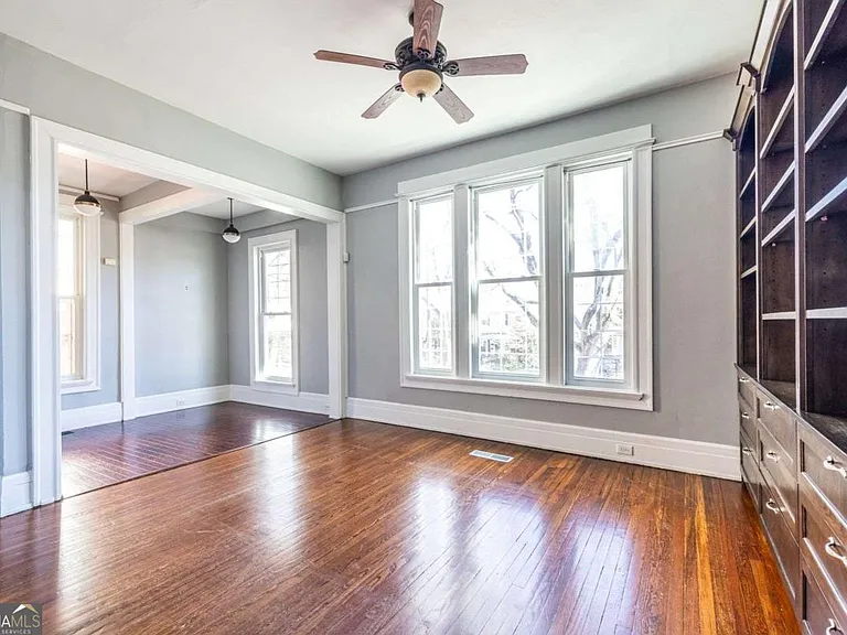 692 Myrtle St NE — Photo 38