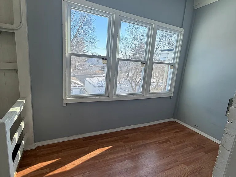 1333 Clinton Ave #2 — Photo 10
