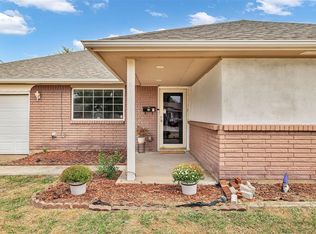 500 Butler St, Moore, OK 73160