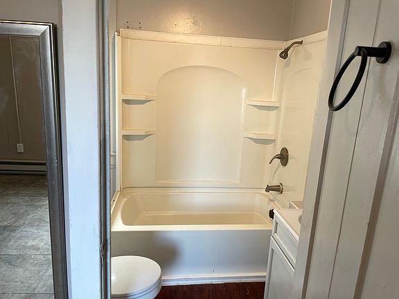 5th image of 12 E Main St #2