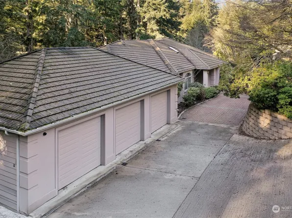 3722 82nd Avenue Ct W, University Place, WA 98466