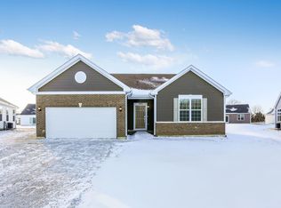 393 S Contitution Dr, Aurora, IL 60506