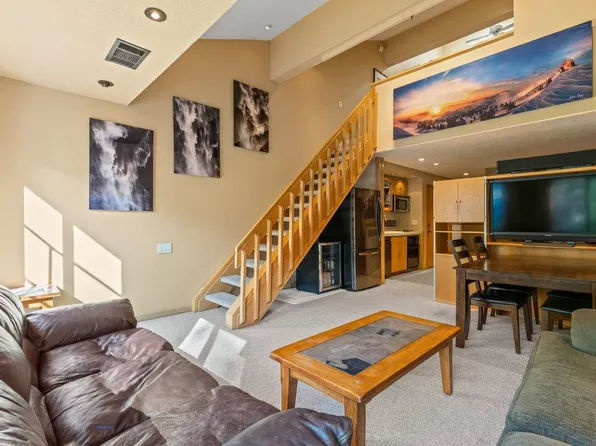 201 Shirley Canyon Rd #318, Olympic Valley, CA 96146