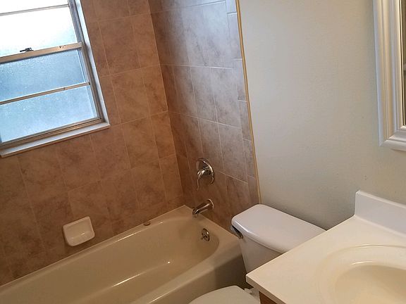 5th image of 4511 Skyline Blvd APT 1