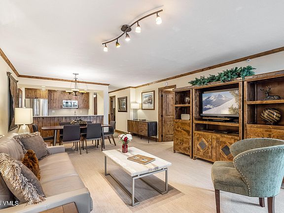 5th image of 292 E Meadow Dr #109