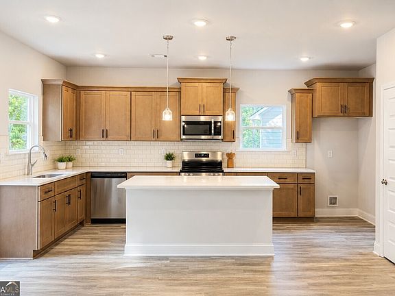5th image of 646 Bald Ridge Cir
