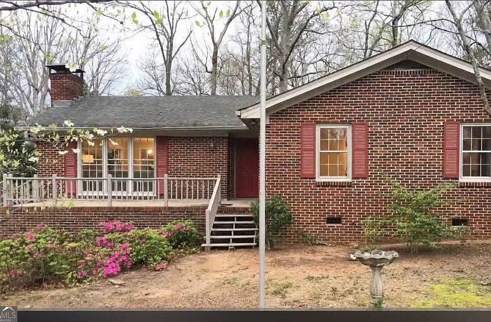1st image of 493 Balfour Dr