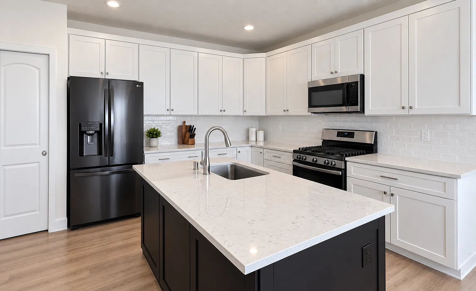 S Underwood Pl, Kennewick — Photo 1