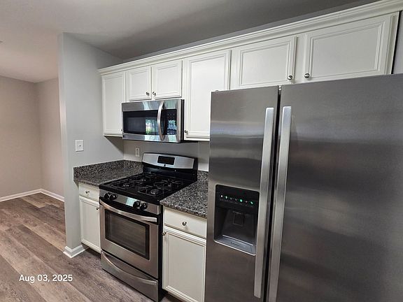 3rd image of 8095 Lacy Dr APT 103