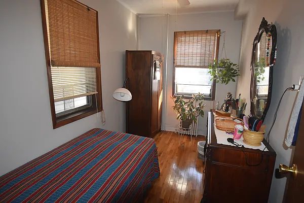 Rented by Bedford & Jane | media 13