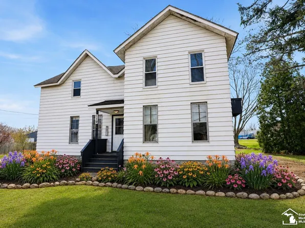 119 Redman Rd, Milan, MI 48160