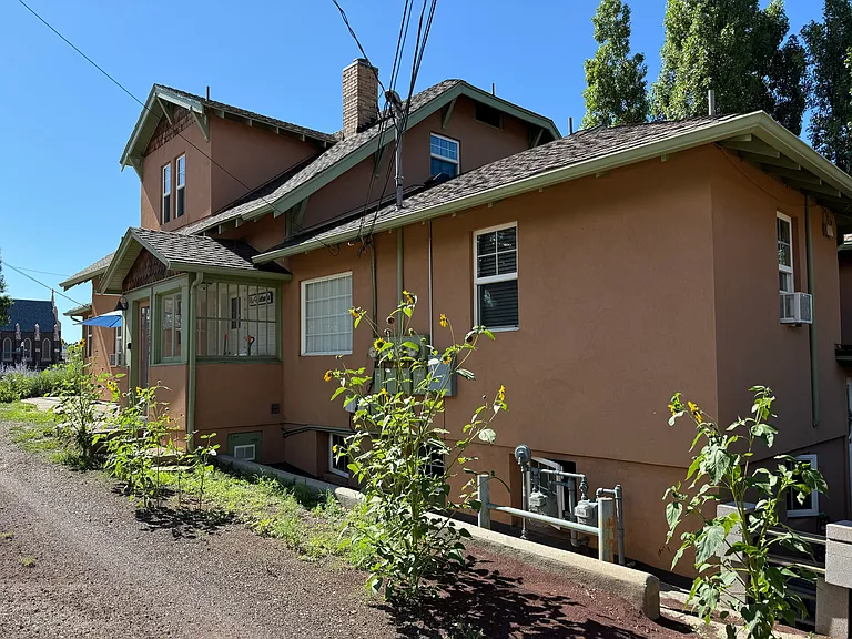 N Humphreys St — Photo 12