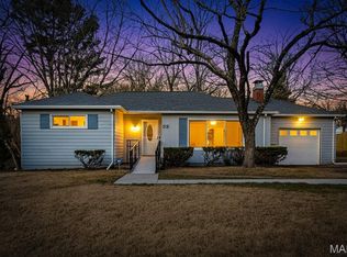 33 Lakewood Dr, Belleville, IL 62223