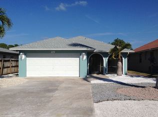 679 108th Ave N, Naples, FL 34108