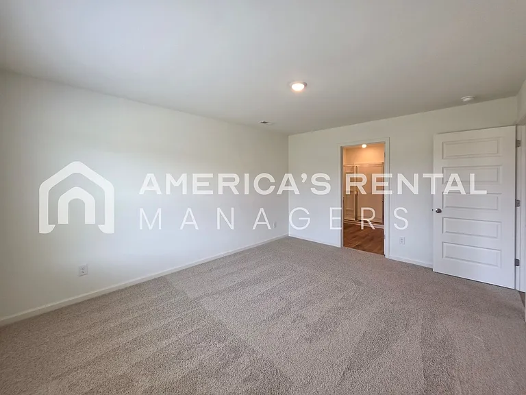 213 Koslin Loop — Photo 40
