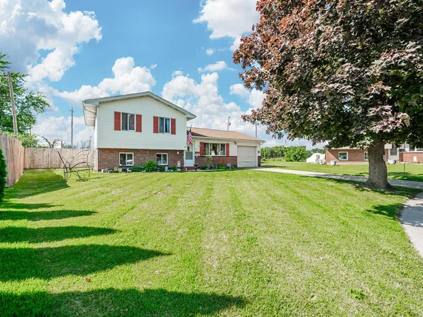 85 West Ct, West Jefferson, OH 43162
