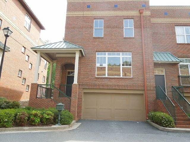 1st image of 52 Emerson Hill Sq