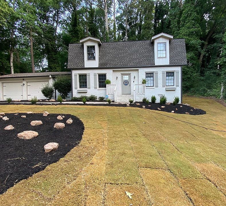 2nd image of 6580 Bralorne Ct