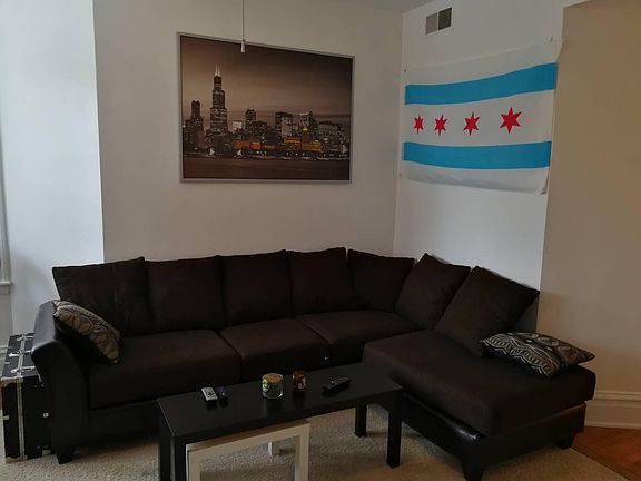 4th image of 3209 N Oakley Ave #2