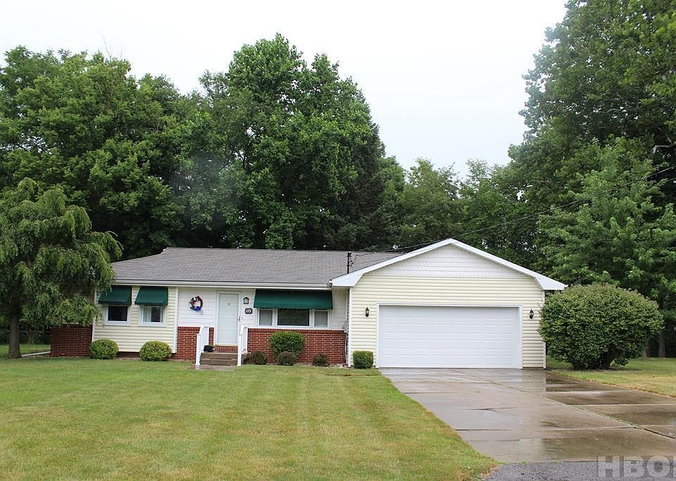 1st image of 375 Hilltop Dr