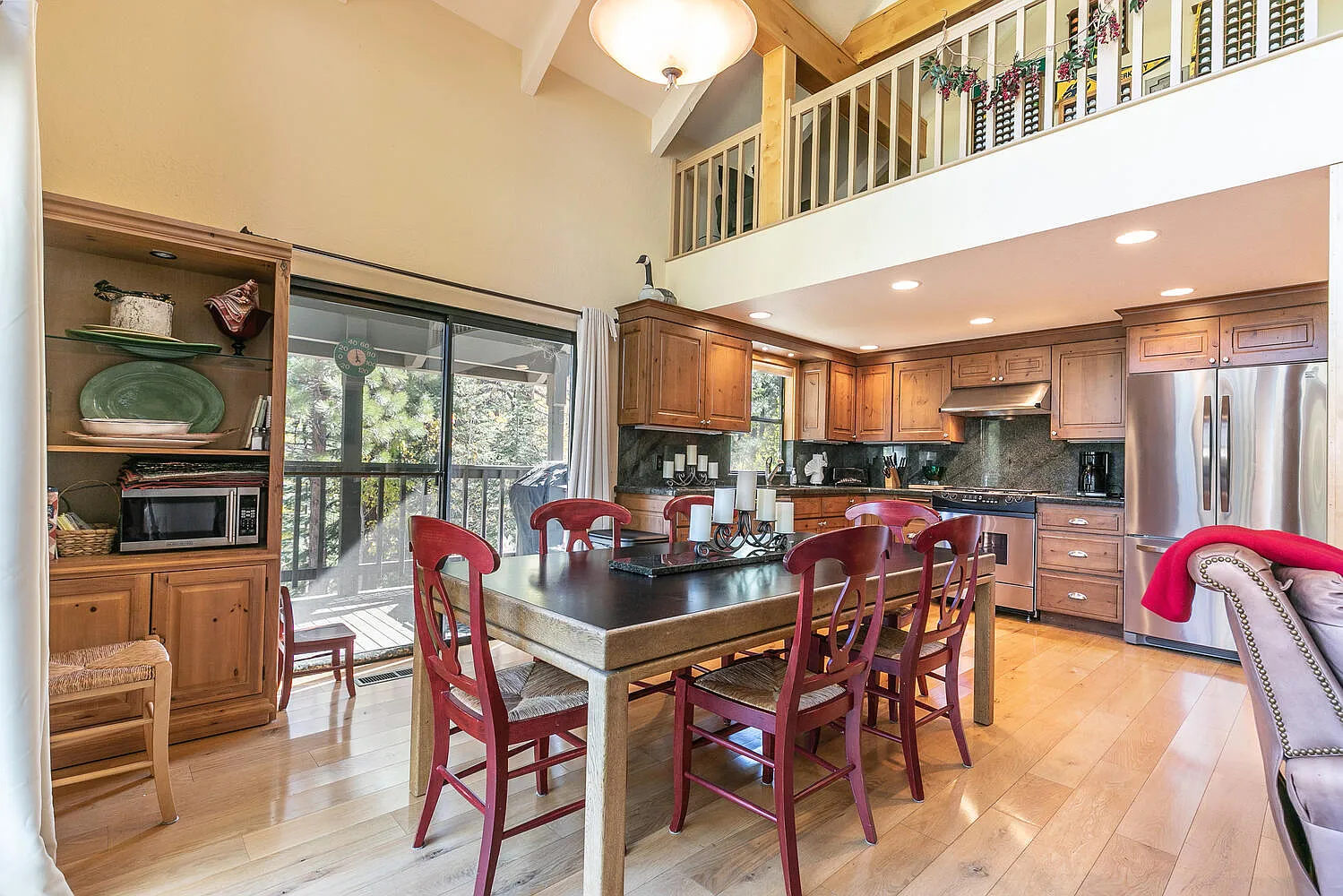 3 bed, 1700 sqft, $8,000 — Photo 4